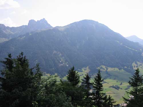Aussicht von der Ruine Falkenstein auf den Aggenstein